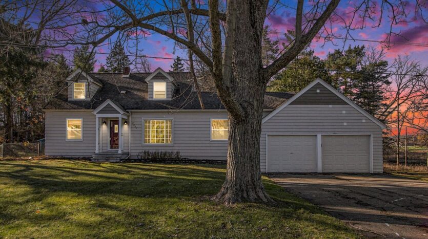 Cape Cod home on nearly 2 acres in Gull Lake Schools