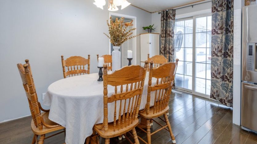 Michigan horse farm on 17 acres