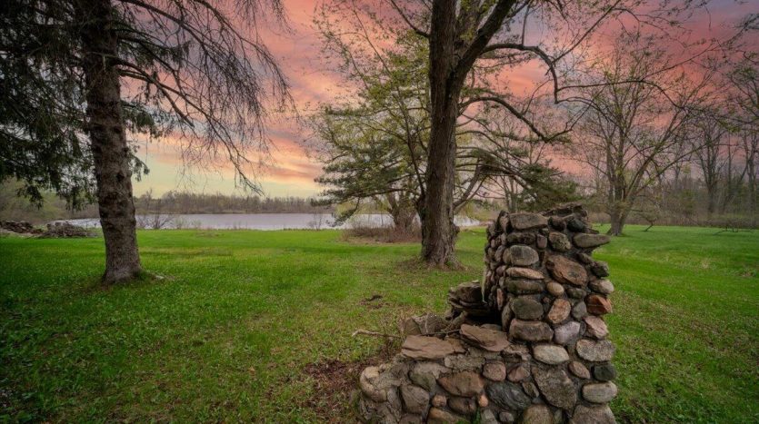 lake house with acreage
