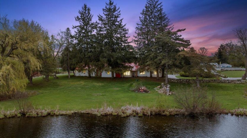 Ryan Johnson country home realtor